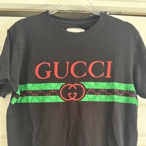 Gucci Black and Green Short Sleeve Tee